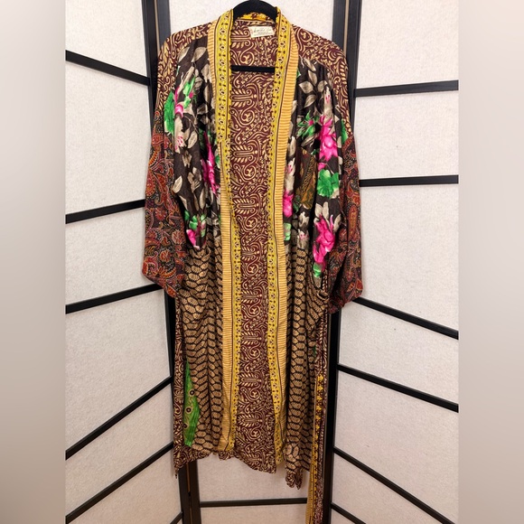 Kantha Bae Other - Kantha Bae Serenity Kimono